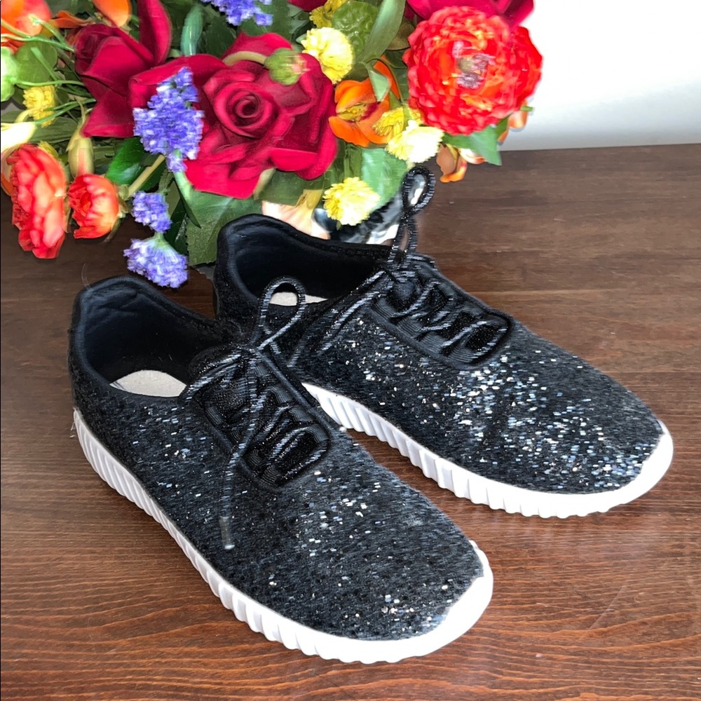 New Balance Black Glitter Athletic Shoes